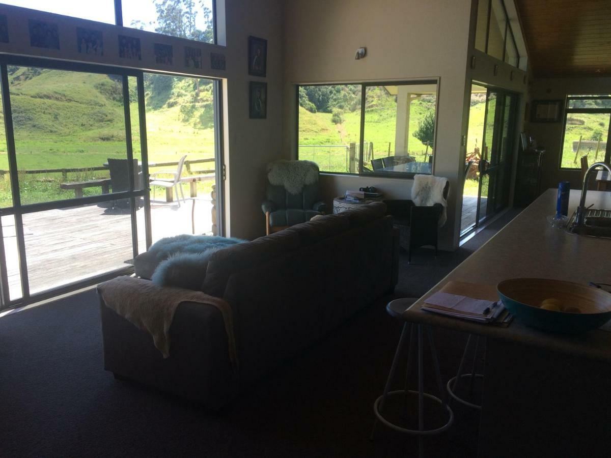 Вилла Waiotahe Dairy Farm Hideout Waiotahi Экстерьер фото